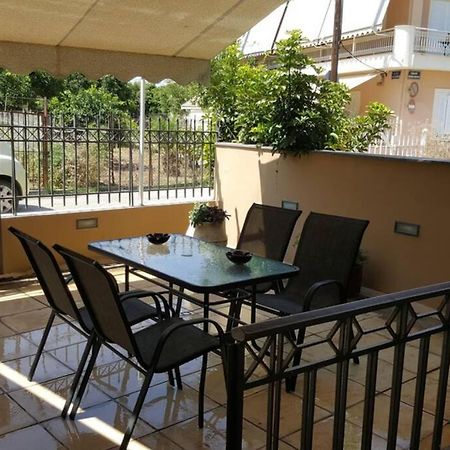 Ευρύχωρο Σπίτι Στην Πάτρα Apartment Exterior foto