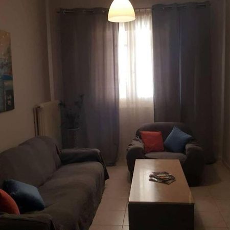 Ευρύχωρο Σπίτι Στην Πάτρα Apartment Exterior foto